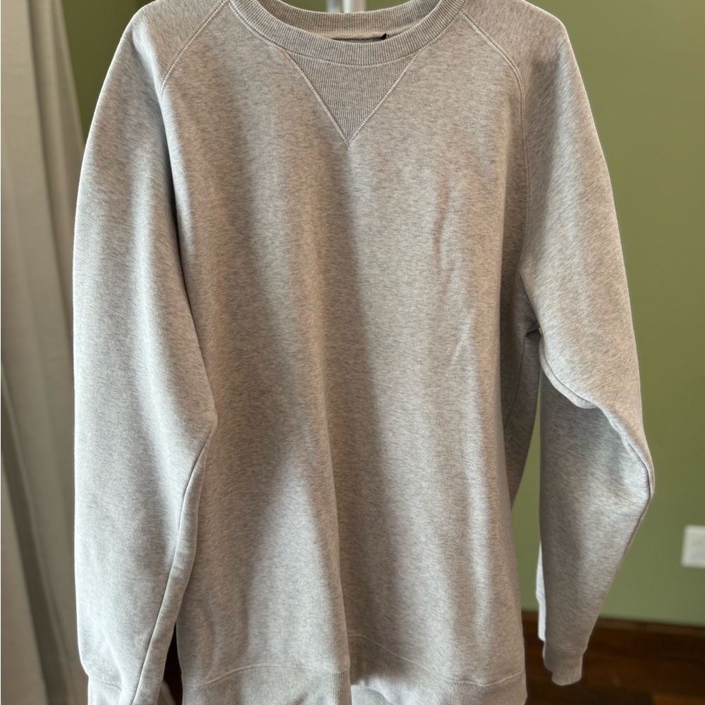 Carhartt Men's Light Gray Crewneck Sweatshirt